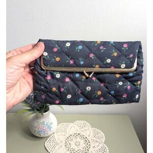 Vintage Quilted Floral Clutch Purse Blue Kiss Lock Cottagecore Handbag